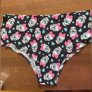 - Cheek Boss Sexy Skull Panties Size 4XL